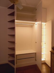 mobile su misura con luce led